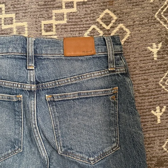 Madewell Classic Straight Jeans High Rise Mid Wash Petite - Picture 7 of 7